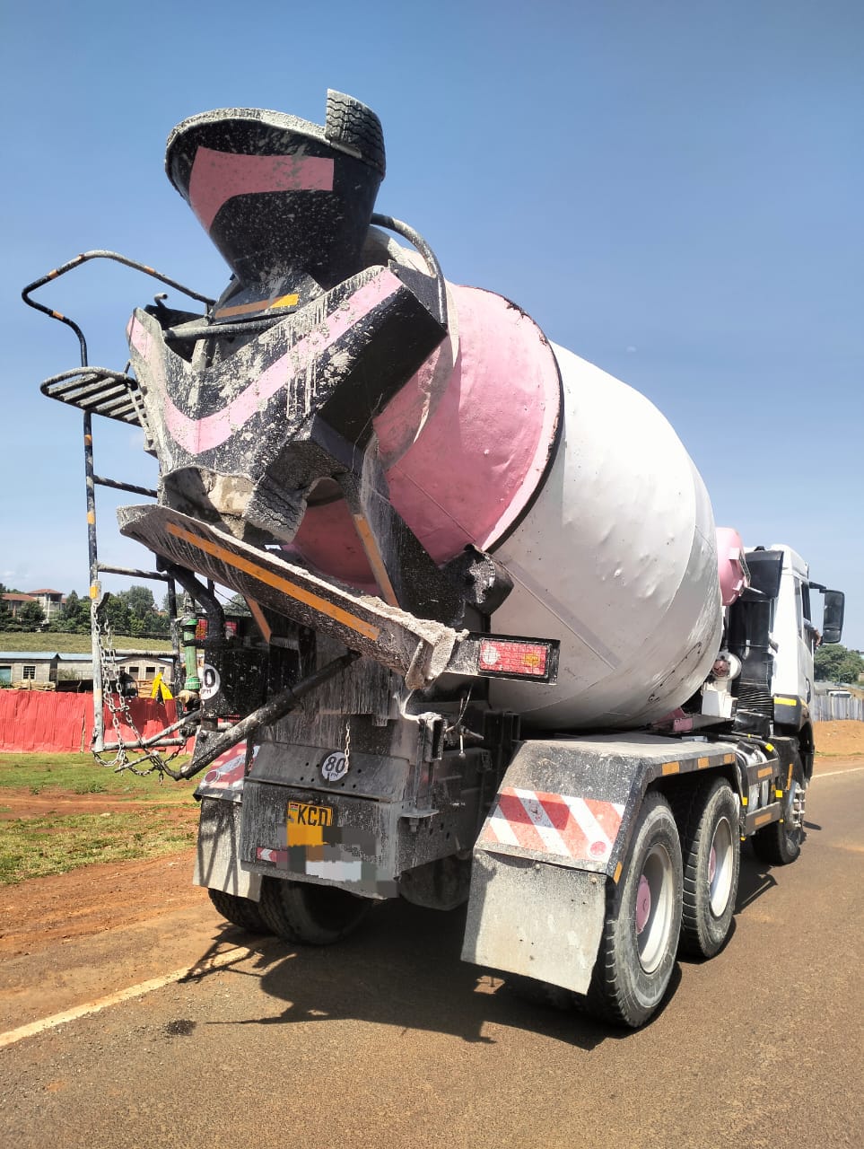 Super Phanity Concrete Mixer Trucks